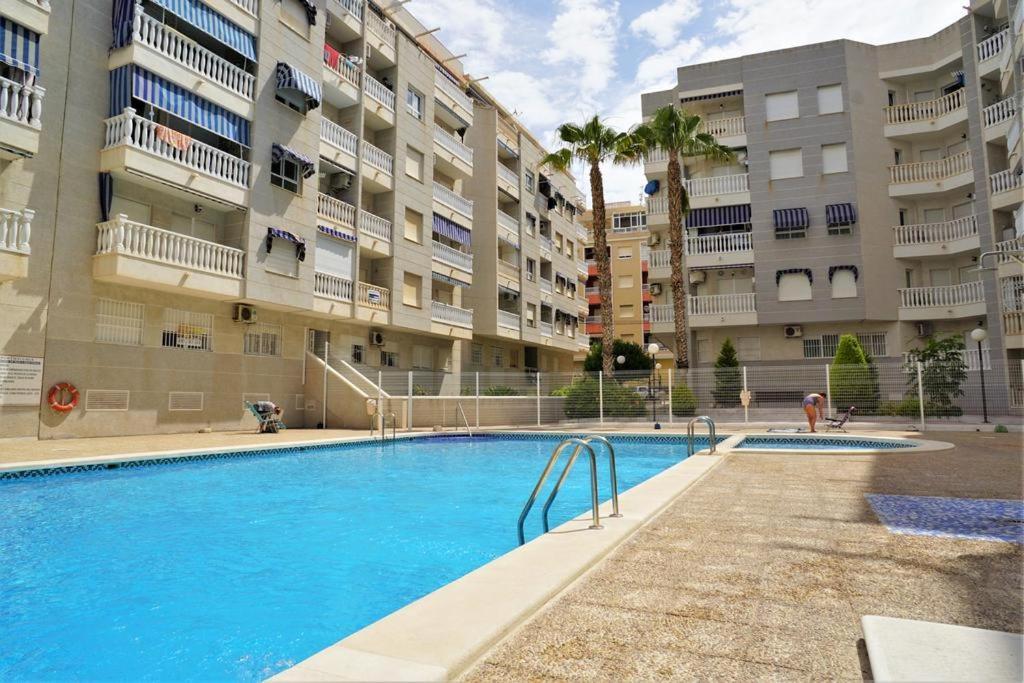 Mila Sloneczny Apartament W Torrevieja Centrum 외부 사진