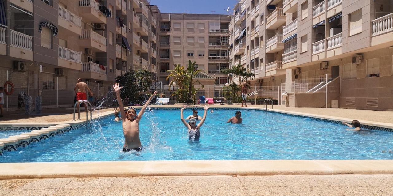 Mila Sloneczny Apartament W Torrevieja Centrum 외부 사진